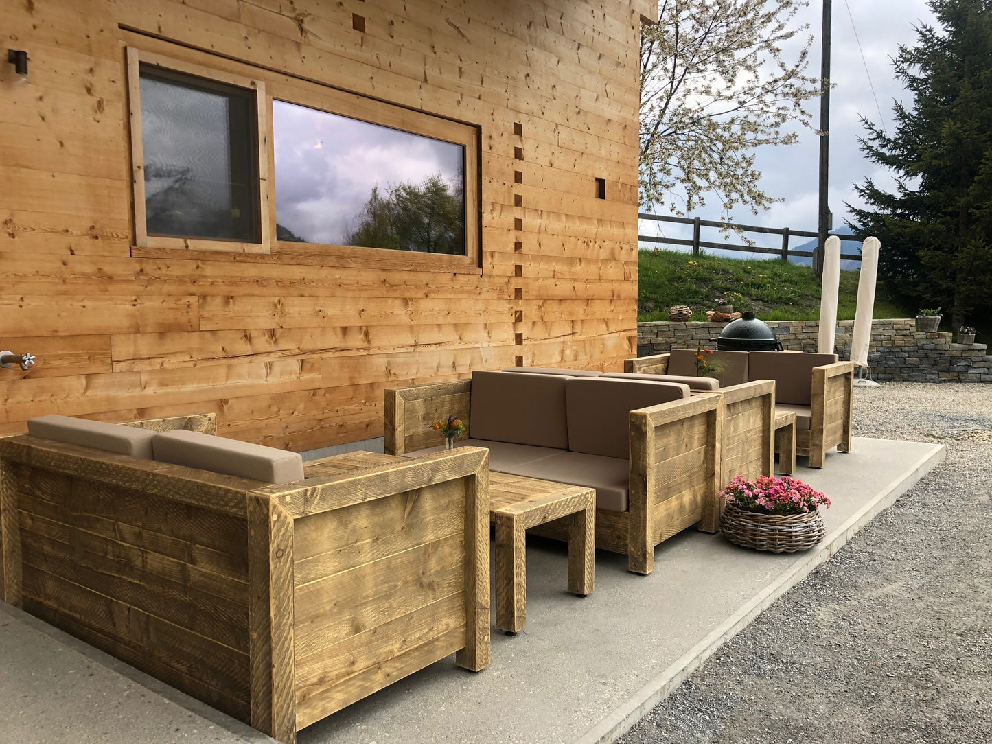 Lounge Sofa, Kantholzrahmen - Gastronomie